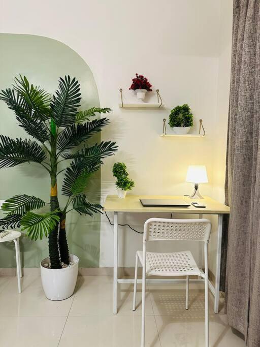 Sage : Private Studio Room In Koregaon Park Pune Exterior foto